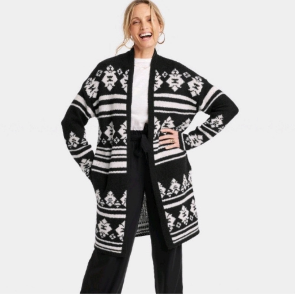 Knox Rose NWT Winter Cardigan Soft Knit Sweater with Pockets Oversized
